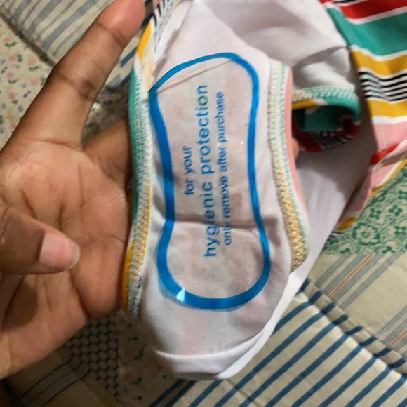 One shoulder One Piece Swimsuit - Picture 3 of 3